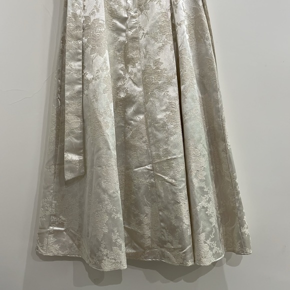 Jessica McClintock Girls Size 14 Beaded Floral
Gown Dress Ivory Gold - Picture 7 of 16